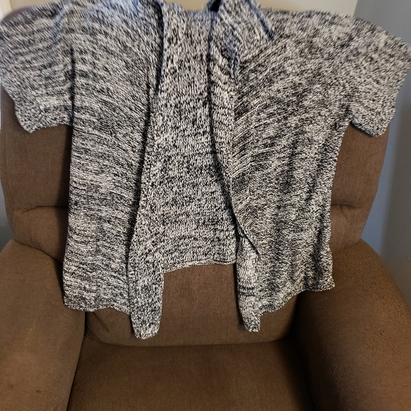 DKNYC WOMEN'S hi / low CARDIGAN size small / medium - Picture 4 of 7